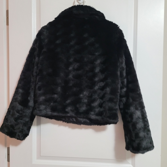 American Eagle Outfitters Faux Fur Cropped Jacket in XS - Picture 2 of 9